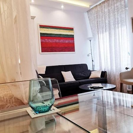 Gala City Center Apartman Belgrad Exteriör bild