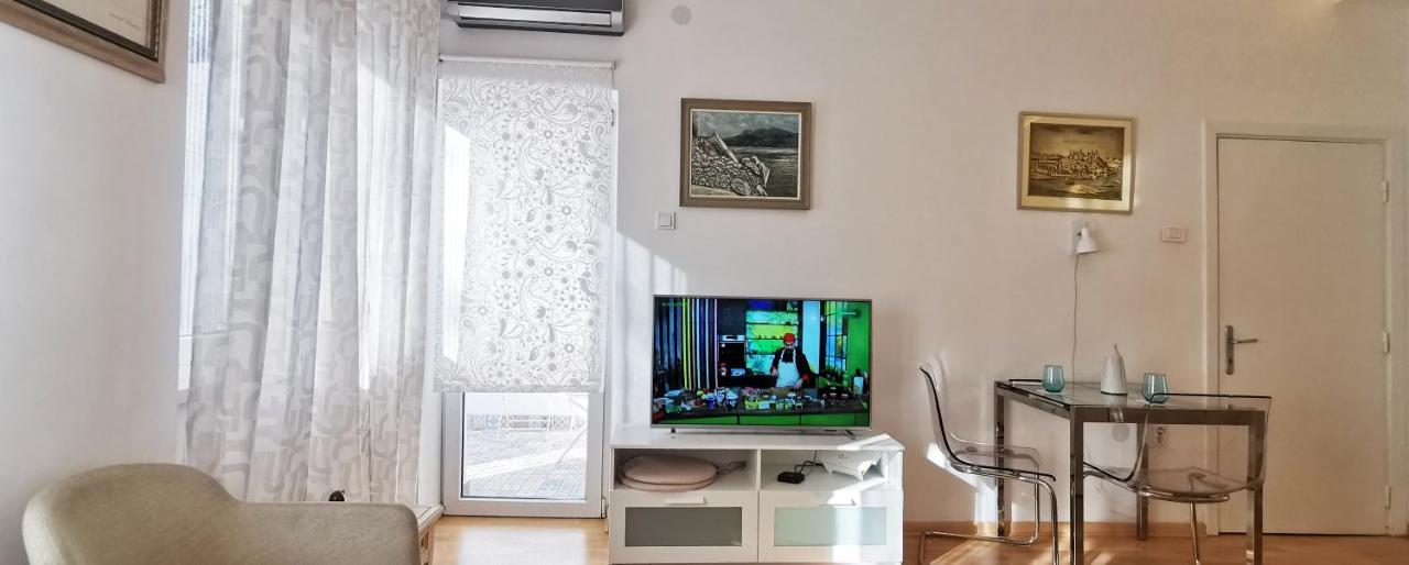 Gala City Center Apartman Belgrad Exteriör bild